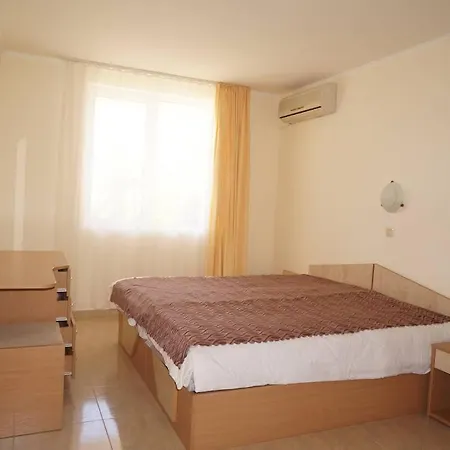 Dom-el Real Lazur 1 Apartment